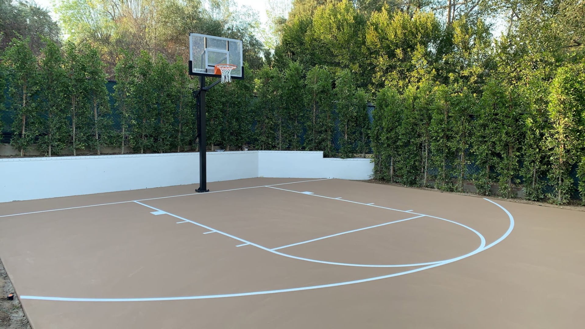 Sandstone Basketball Half-Court — Southern California